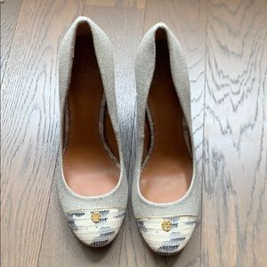 Tory Burch pumps - never worn